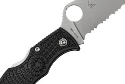 Spyderco Manbug Wharncliffe MBKWS Couteau De Poche Dentelé -Célèbre Couteaux Magasin SPMBKWS 05 spyderco