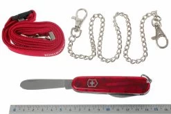 Victorinox My First Victorinox Rouge 0.2373 Couteau Pour Enfants -Célèbre Couteaux Magasin VI5VO 2373 05 victorinox kinderzakmes rood vi5vo 2373 d5