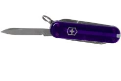 Victorinox Classic SD Translucent Colors, Persian Indigo 0.6223.T29G Couteau Suisse -Célèbre Couteaux Magasin VT0 6223 T29G 03 victorinox
