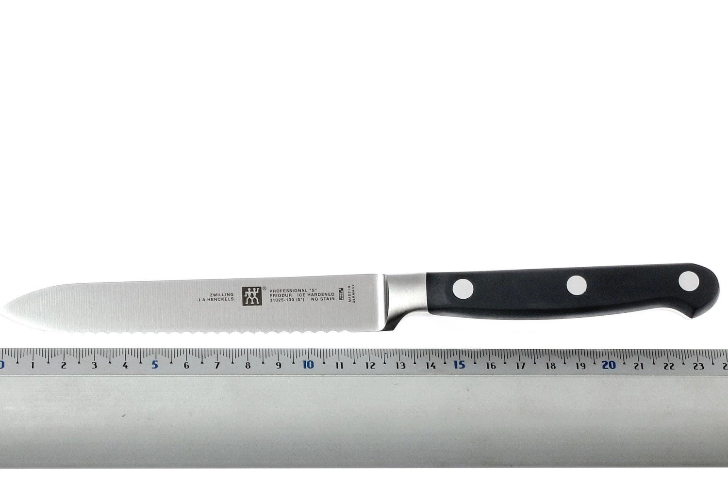 Zwilling - Professional « S » Couteau Universel 13 Cm 6 Zwilling - Professional « S » Couteau Universel 13 Cm – Image 4